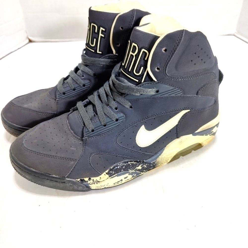 Nike 2012 Air Force 180 RARE Mid Glow In The Dark Sneakers Men's Shoe Sz 10